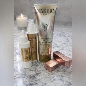 Insane Nakery Bundle 🎉🎉 5 total pieces, all brand new!